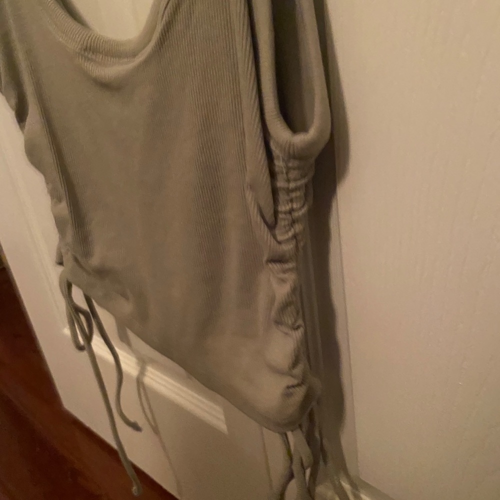 Zara Tank Top - Picture 3 of 4